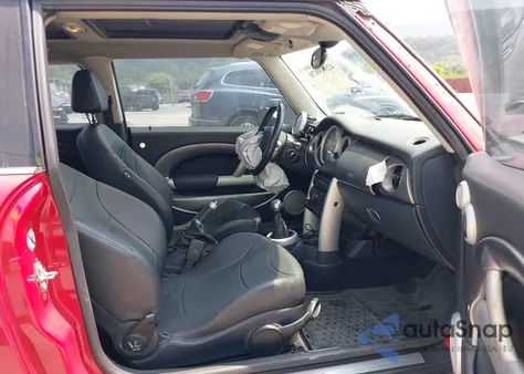 2002 Mini Cooper S from USA, damaged, VIN WMWRE33432TD56081